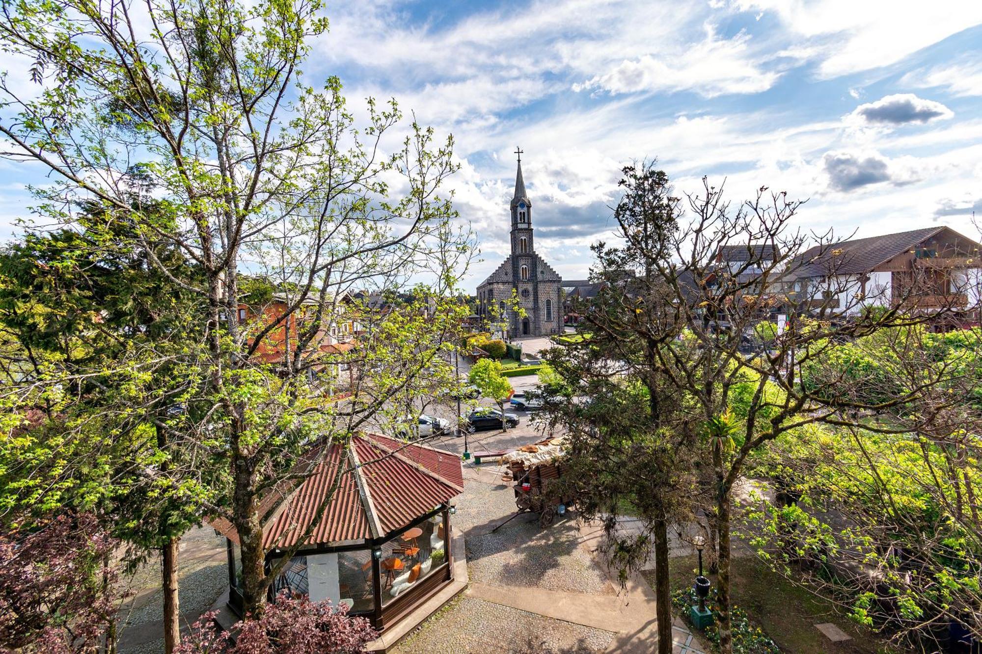 Mais Incrível Localização de Gramado Exterior foto
