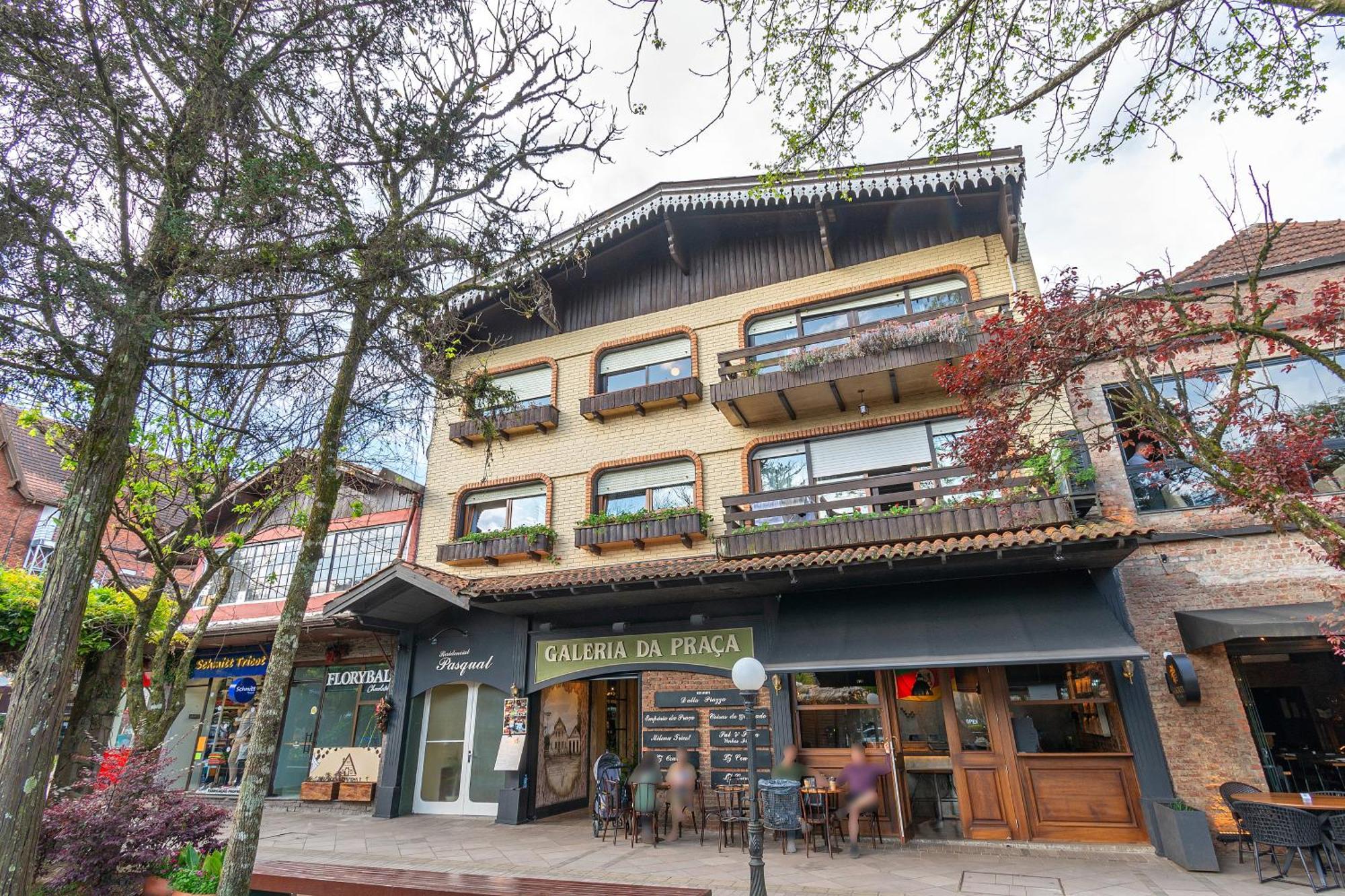 Mais Incrível Localização de Gramado Exterior foto