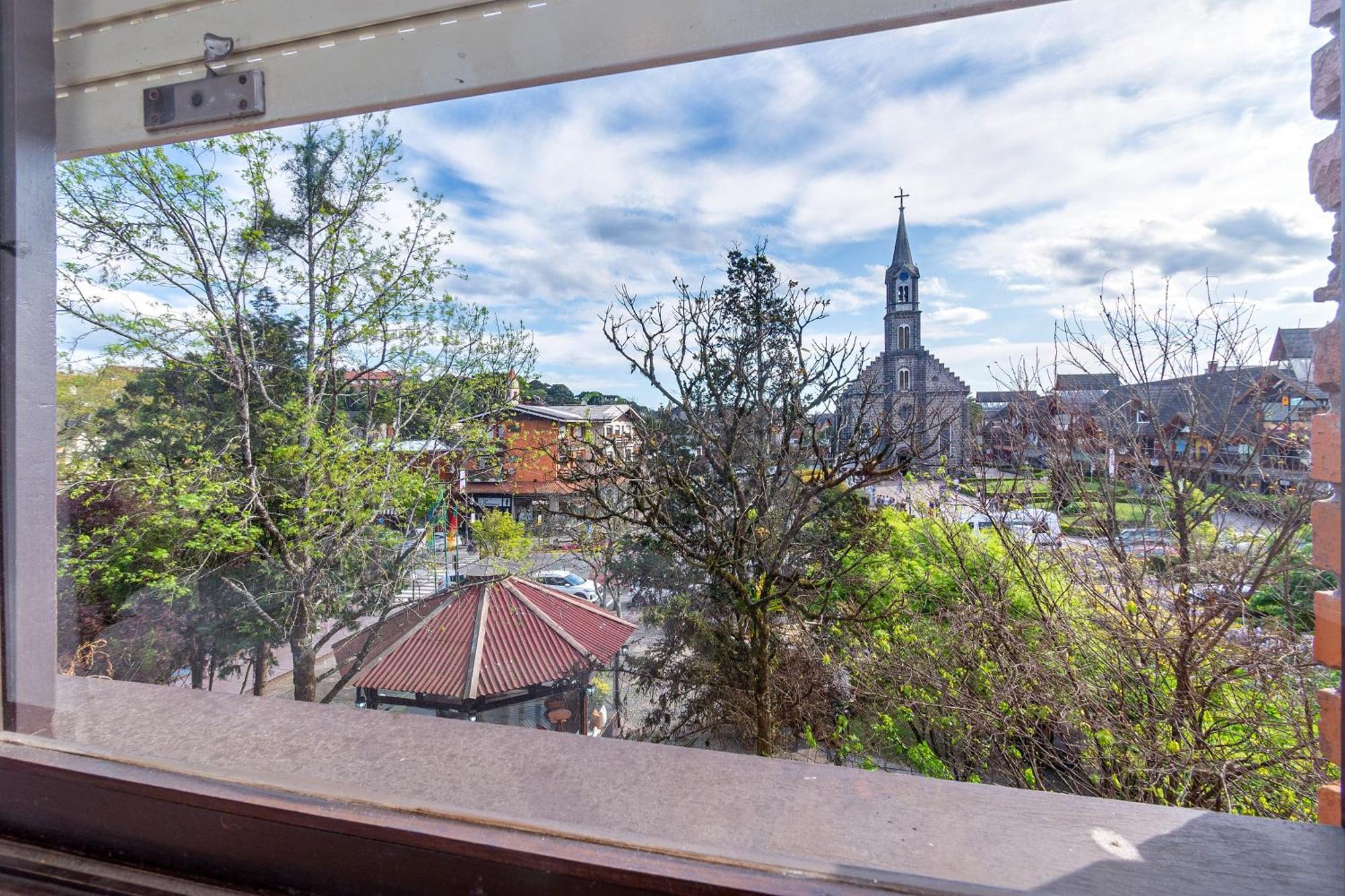 Mais Incrível Localização de Gramado Exterior foto